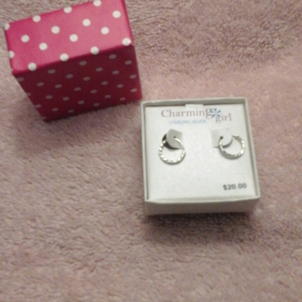 Charming Girl mini-hoop earrings